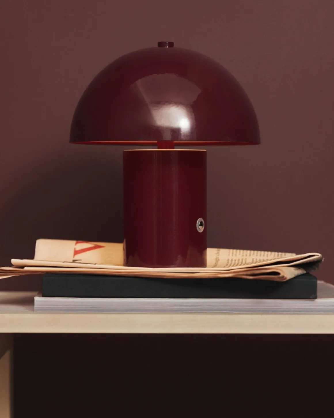 Bordslampa Lou 18x21cm Vinröd