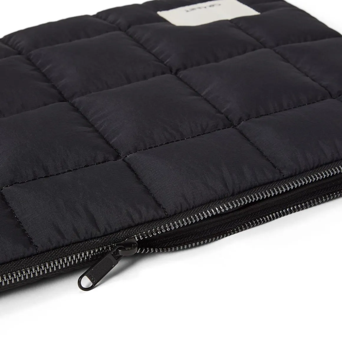 Datorfodral Aiko 36,5x26cm Svart