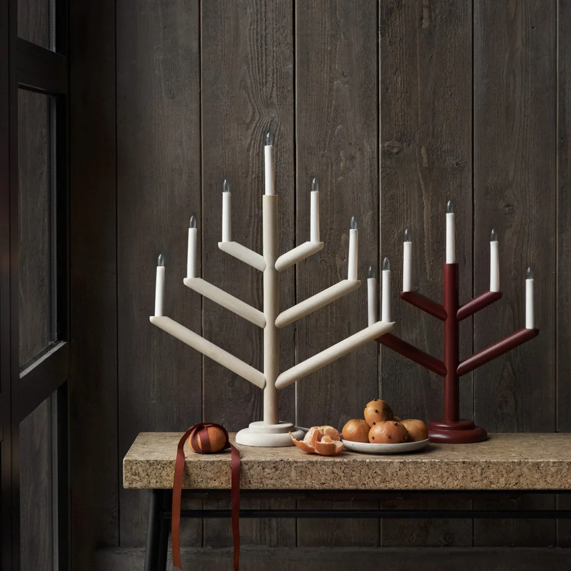 Elljusstake Träd 5 Ljus Mörkröd