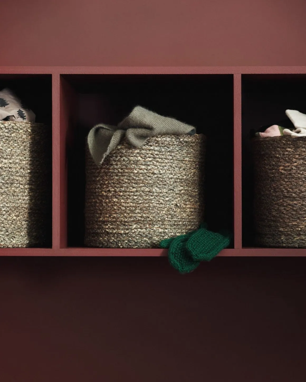 Korg Risstrå 28x25cm Mörkbrun