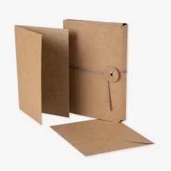 Kort Kuvert 10-p Kraftpapper