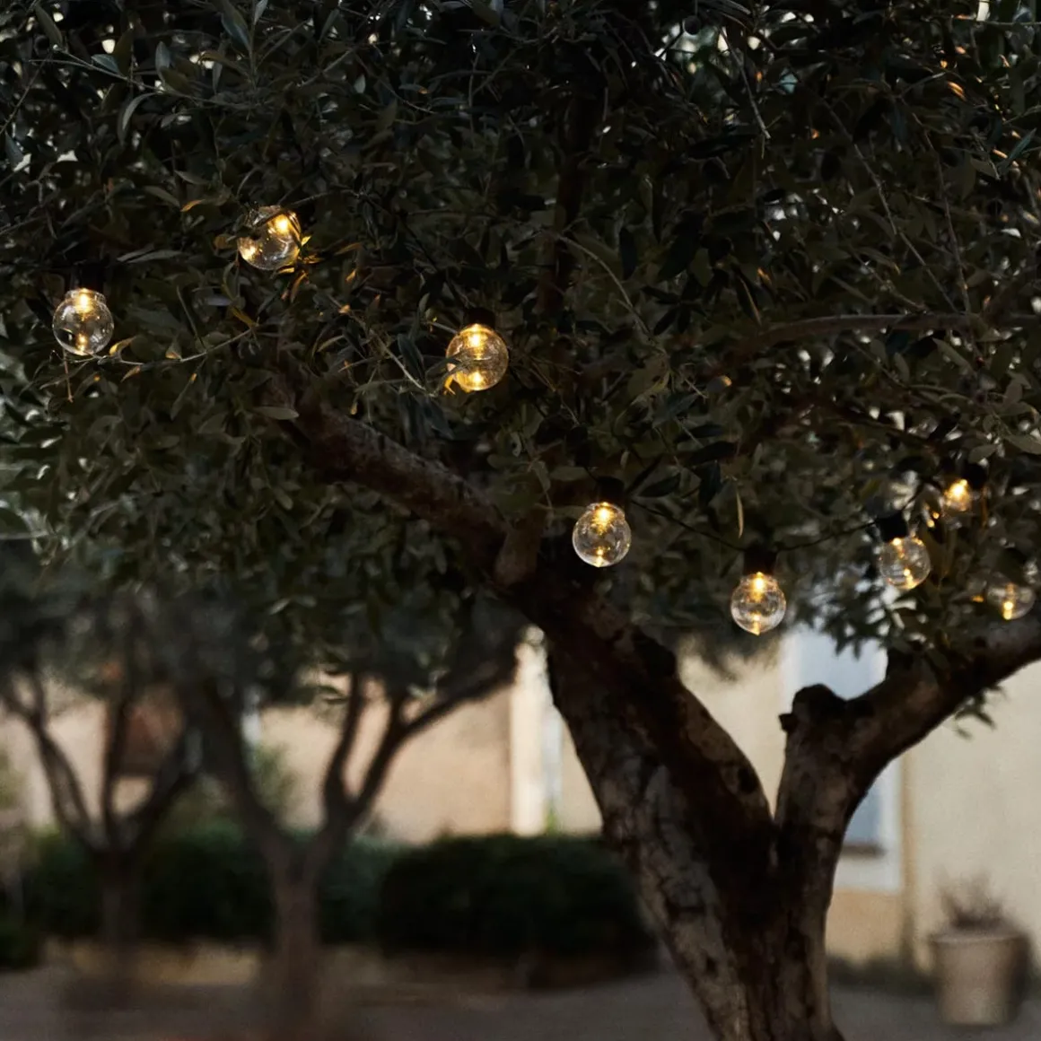 Solcellsslinga 10 LED 1,8m Svart